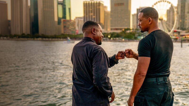  Martin Lawrence (Marcus Burnett), Will Smith (Mike Lowrey). – Bild: ORF/​Sony Pictures/​CTMG