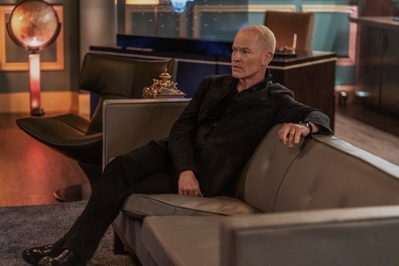 Damien Darhk (Neal McDonough) – Bild: DC Comics /​ Warner Bros. Ent. Inc.