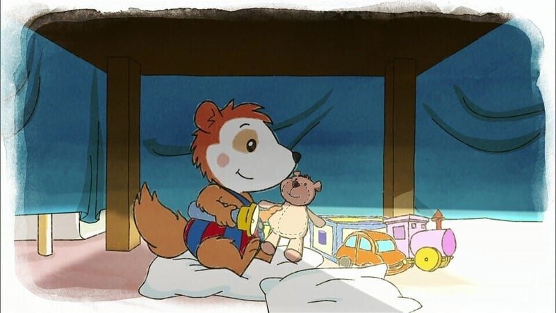 Bobo Siebenschläfer spielt in seiner Höhle. – Bild: Kinderkanal