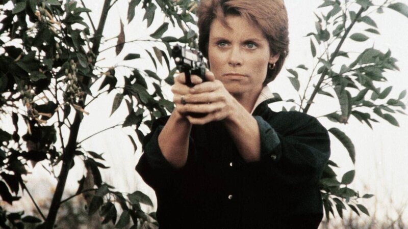 Die Journalistin Marlene Lewis (Marlene Carr) ist von einem skrupellosen Wissenschaftler mit einem tödlichen Virus infiziert worden. Sie will sich nun an diesem Mann rächen. – Bild: RTL Crime