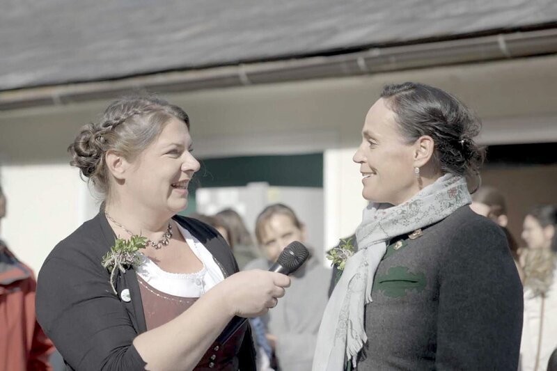 Martina Kodritsch (li.). – Bild: ORF/​RANFILM