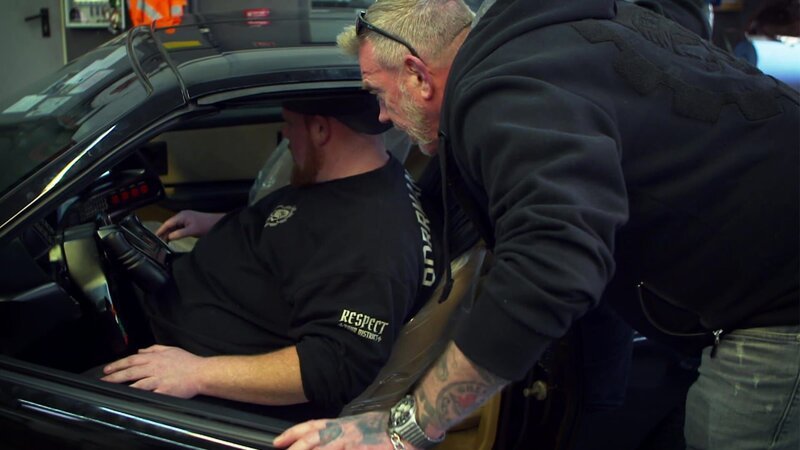 Klaus Borrmann (r.) – Bild: Warner Bros. Discovery