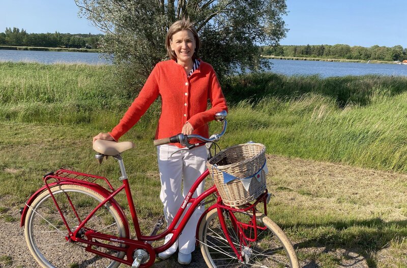 Heike Götz zur Landpartei auf Usedom. – Bild: NDR/Ulrich Koglin Heike Götz zur Landpartei auf Usedom. – Bild: NDR/Ulrich Koglin