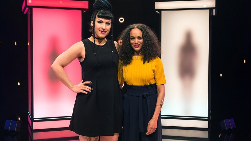 Single Andrea (li.) mit Moderatorin Milka Loff Fernandes – Bild: RTL II