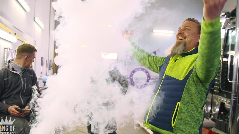 L-R: Chrom, Marco Barkanowitz – Bild: DMAX