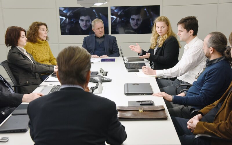 Meret Schande (Christina Scherrer), Bibi Fellner (Adele Neuhauser), Moritz Eisner (Harald Krassnitzer), Lisa Aichinger (Ulrike Beimpold), Markus Gregoritsch (Lukas Wurm), Günther Heininger (Reinhold Moritz). – Bild: ORF 2