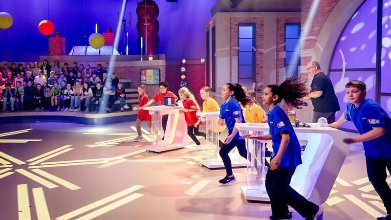 Blaulicht-Berufe 4 – Bild: ZDF/​Ralf Wilschewski