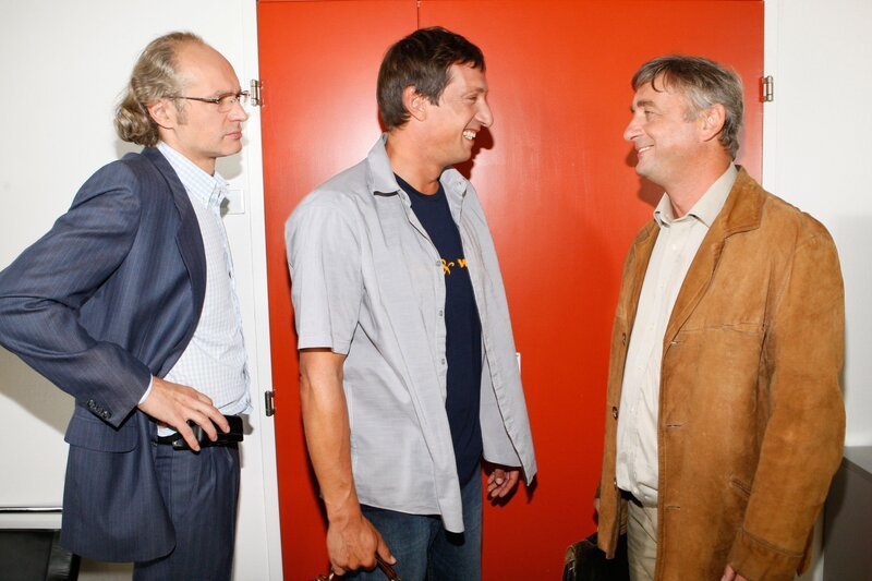 Im Bild (v.li.): Günter Franzmeier, Viktor Gernot, Andreas Vitasek. – Bild: ORF/​Milenko B