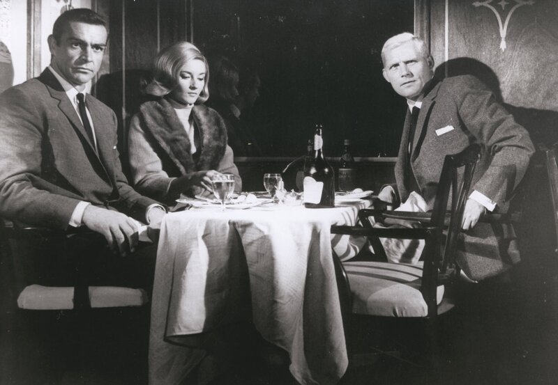 James Bond 007 – Liebesgrüsse aus Moskau Im Zug nach Istanbul: Sean Connery als James Bond, Daniela Bianchi als Tatiana Romanova, Robert Shaw als Red Grant – Bild: SRF/​Metro-Goldwyn-Mayer Studios Inc.