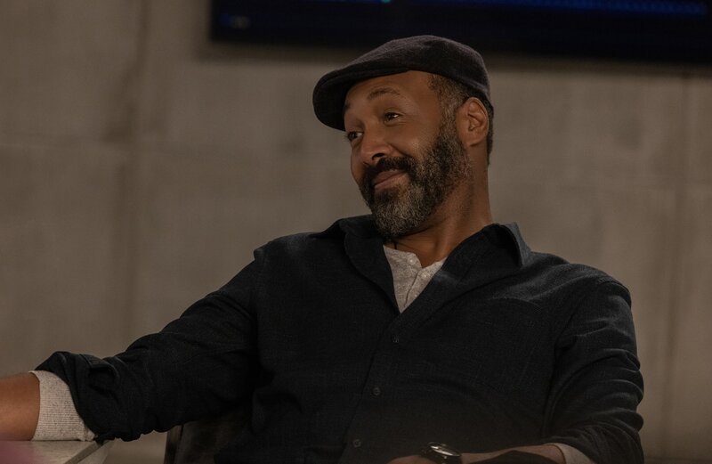 Joe West (Jesse L. Martin) – Bild: DC Comics /​ Warner Bros. Ent. Inc.
