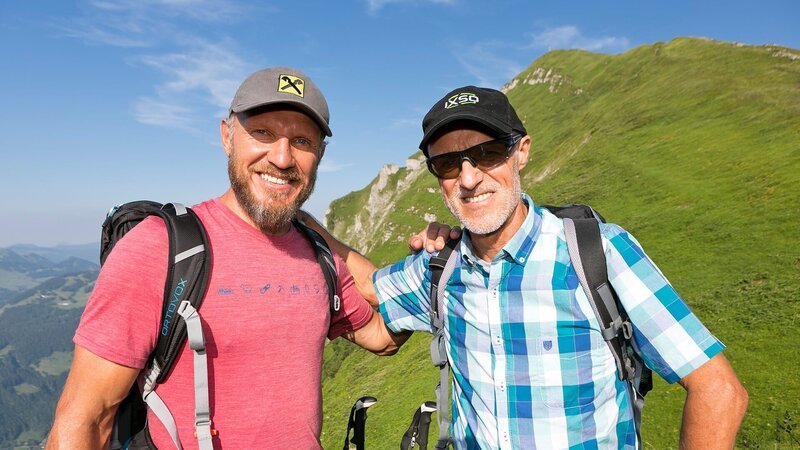 v.li.: Hermann Maier, Toni Innauer. – Bild: Interspot Film