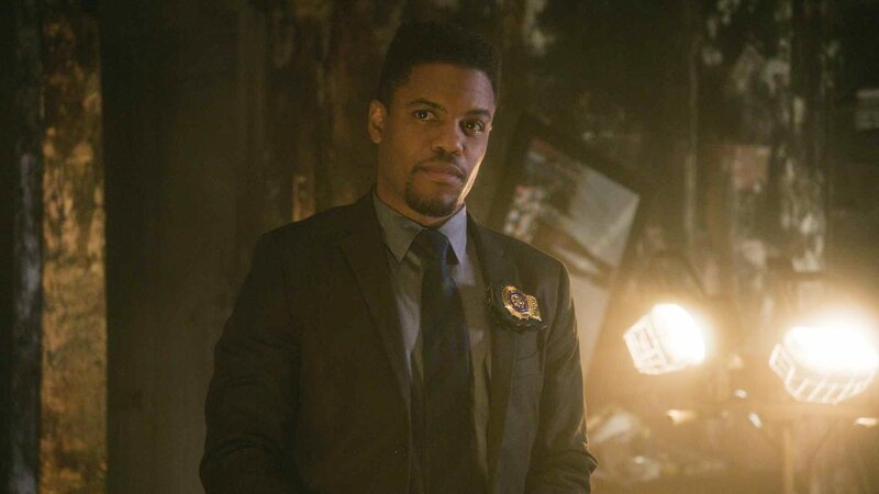 Auch Detective Marcus Bell (Jon Michael Hill) zeigt vollen Einsatz, um Watson und Sherlock bei den Ermittlungen zu helfen … – Bild: CBS Broadcasting, Inc.