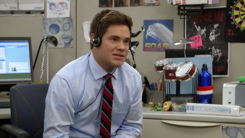 Adam DeMamp (Adam DeVine) – Bild: Comedy Central Vlaanderen
