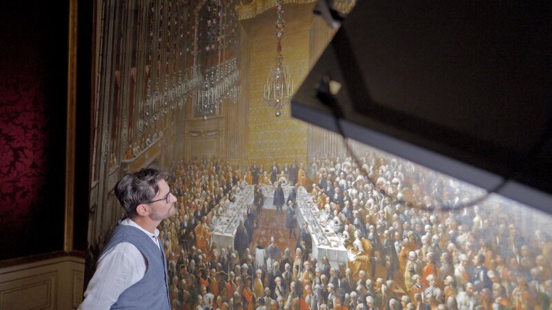 Gemälde von Martin von Meytens zeigen den kaiserlichen Hofstaat Maria Theresias. – Bild: ORF/EPO-Film/Hubert Doppler Gemälde von Martin von Meytens zeigen den kaiserlichen Hofstaat Maria Theresias. – Bild: ORF/EPO-Film/Hubert Doppler