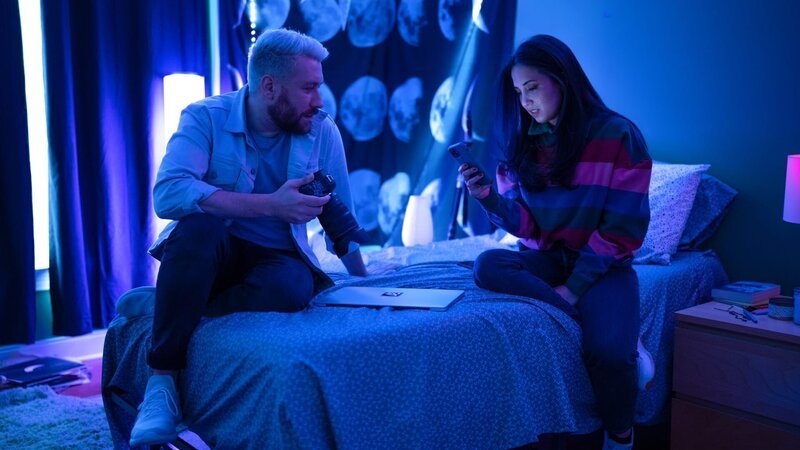Matt and Roo working in bedroom – Bild: Discovery Communications, LLC