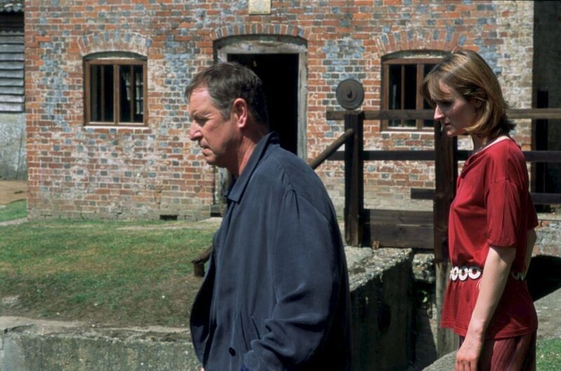 DCI Tom Barnaby (John Nettles), Miriam Hartley-Reade (Rebeccy Saire) – Bild: ZDF und All3Media