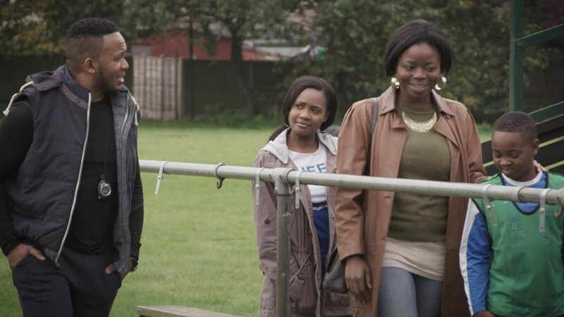 Alleinerziehende Mutter Latasha Edwards trifft ihren alten Schulfreund Dammon. – Bild: TLC