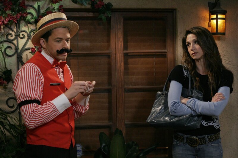 Alan Harper; Judith Harper – Bild: Warner Bros. Entertainment, Inc.