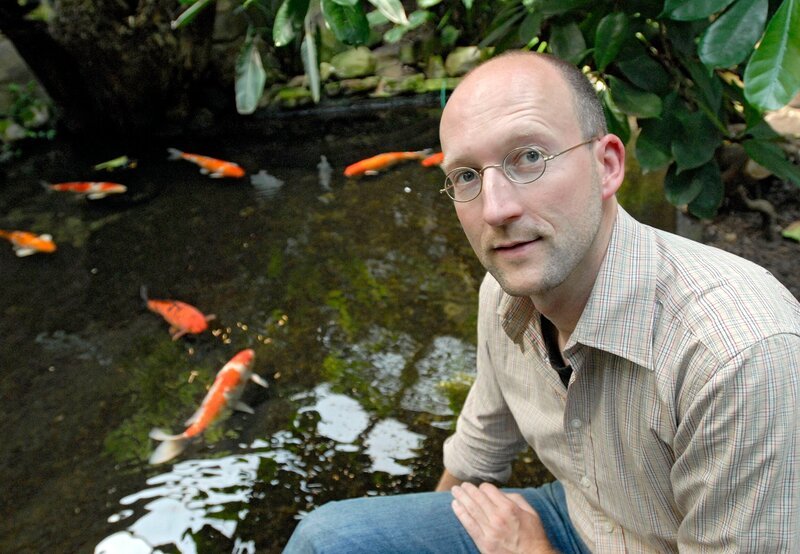 Zookurator Dirk Wewers. – Bild: BR/​WDR/​Melanie Grande