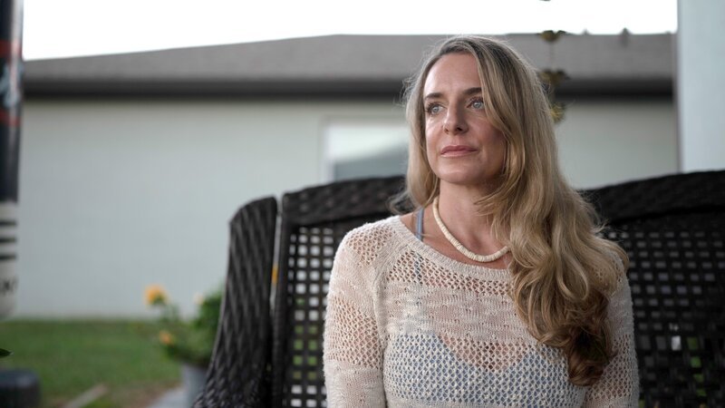 Ashley Rubright wurde als Minderjährige offenbar mehrmals von Jeffrey Epstein sexuell missbraucht und gezielt ausgebeutet. Im WELTjournal SPEZIAL schildert sie, wie sie als Jugendliche in die Fänge von Epsteins kriminellem Netzwerk geraten ist. Ashley kämpft bis heute mit den Folgen dieser traumatischen Erfahrung. – Bild: ORF/​ABC