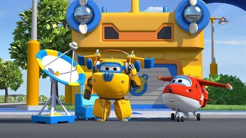 Donnie hat ein Gerät gebaut, um Signale aus dem Weltall empfangen zu können. – Bild: Kinderkanal