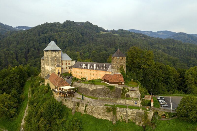 Burg Deutschlandsberg. – Bild: ORF III