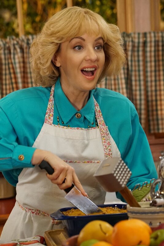 Beverly Goldberg (Wendi McLendon-Covey) – Bild: PLURIMEDIA (Sony Pictures)
