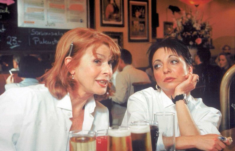Senta Berger (li.). – Bild: ORF (FS1/FS2) / ORF2 Senta Berger (li.). – Bild: ORF (FS1/FS2) / ORF2