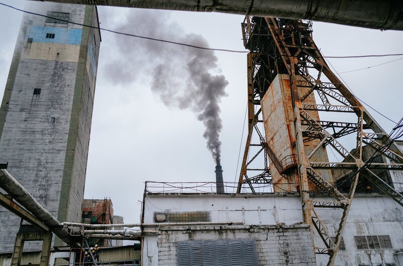 Regelmäßig Ziel russischer Angriffe: die Kohleminen im Osten der Ukraine. Der Rohstoff ist für die Energieversorgung des Landes unentbehrlich. – Bild: Kobalt