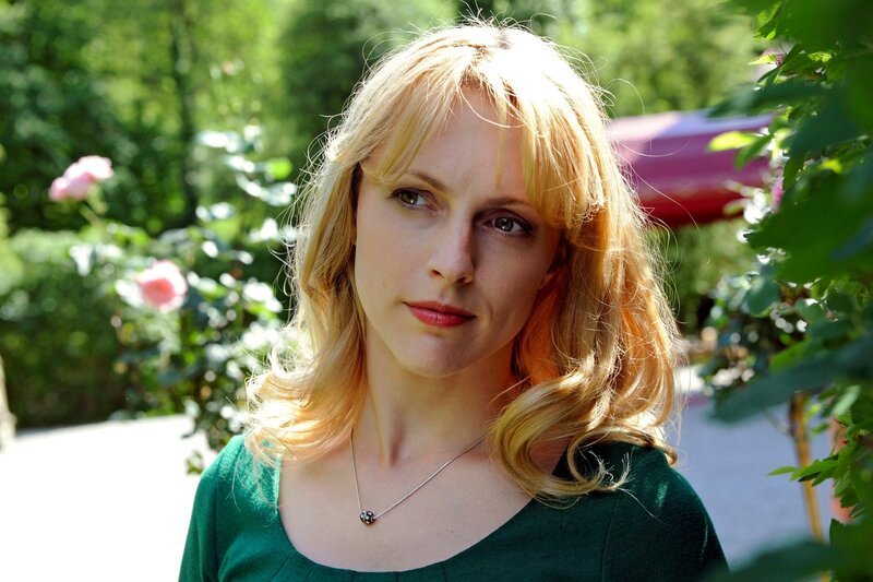 ARD STURM DER LIEBE FOLGE 1346, am Freitag um 15:10 Uhr im ERSTEN. Rosalie (Natalie Alison) gelingt es nicht, sich Jacob wieder anzunähern. – Bild: ARD/​Ann Paur