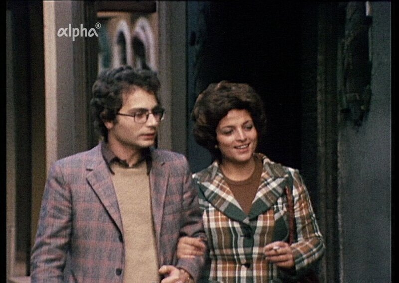 Römische Skizzen. Römische Skizzen. 1975 hatte Rom noch keine Gastarbeiter aus dem Ausland. Die Schmutzarbeit erledigten Italiener, die nach Rom gekommen waren, um dort ein besseres Auskommen zu finden. Aber auch Menschen, die es wirtschaftlich nicht notwendig hätten, ziehen nach Rom. Warum? Weil sie gemäß diesem Films gerne Römer bzw. Römerin sein wollen. – Bild: BR