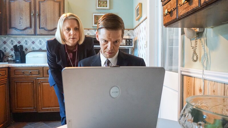 The police discover Frank has returned to Russia – Bild: Discovery Communications, LLC