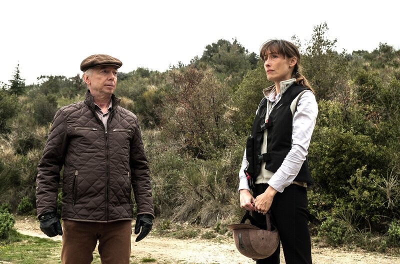 ONE MARY HIGGINS CLARK – MYSTERIÖSE VERBRECHEN, „Hab Acht auf meine Schritte“. Joël Vimont (Philippe Chevalier) und Cécile (Annelise Hesme) – Bild: WDR/​François Lefebvre