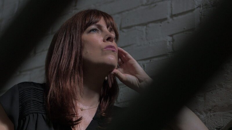 Paranormal investigator, Amy Bruni, can’t help but to be intrigued by the many stories of the Old Jail. – Bild: Travel Channel