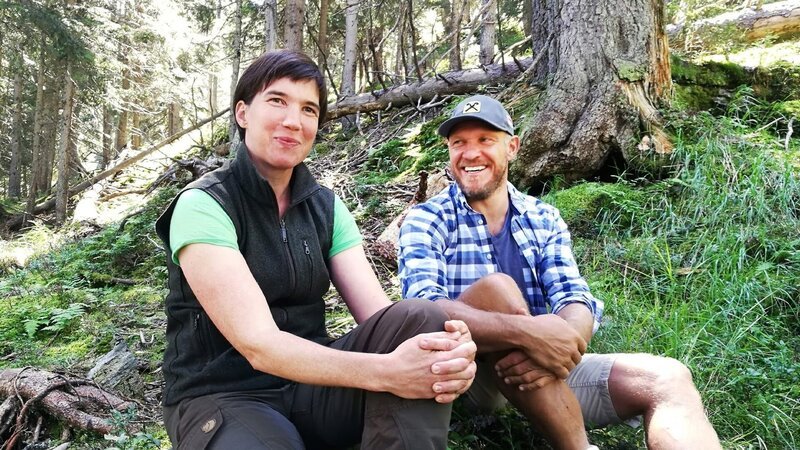 Monika Dönz-Breuss und Hermann Maier. – Bild: Interspot Film