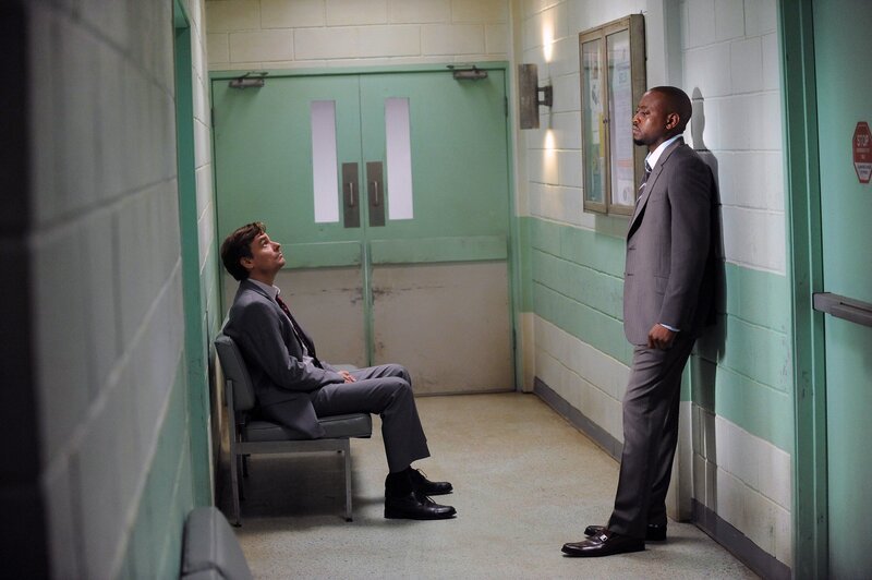 Wo ist House nur hin? Wilson (Robert Sean Leonard, l.) und Foreman (Omar Epps, r.) machen sich Sorgen … – Bild: Adam Taylor