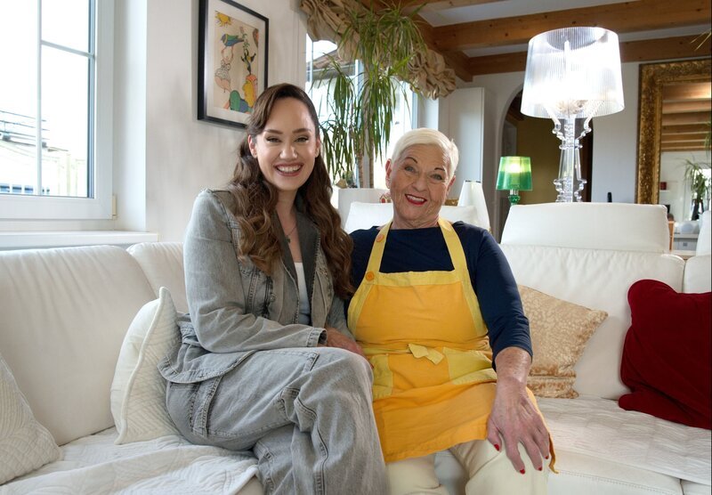 Sasa Schwarzjirg, Jazz Gitti. – Bild: ORF/​TVfriends