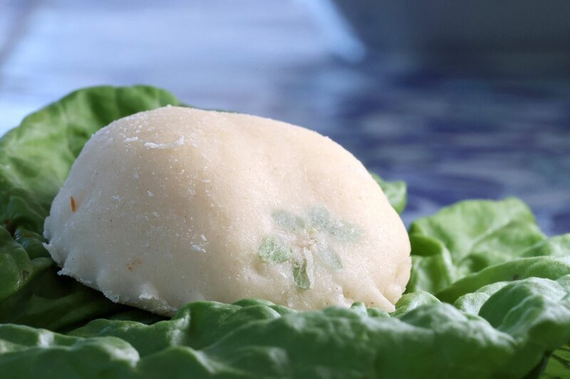 Raviolo Caprese – In der Füllung ist Majoran ein Muss – Bild: ORF/​Autentic/​Berlin Producers Media/​André Zschocke