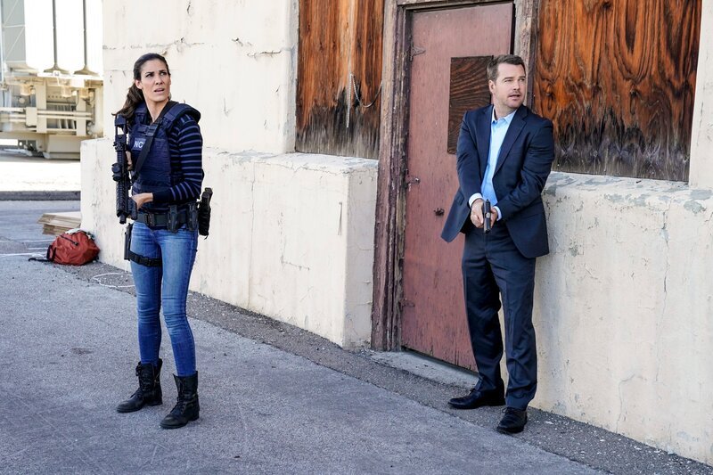 Daniela Ruah (Special Agent Kensi Blye) and Chris O’Donnell (Special Agent G. Callen). – Bild: MMXVI by CBS Studios Inc.All rights reserved