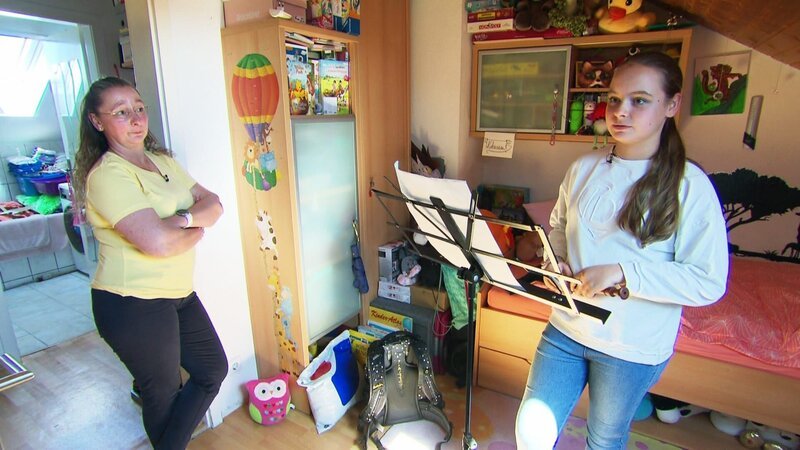 Stefanie und Tochter Denise – Bild: RTLZWEI