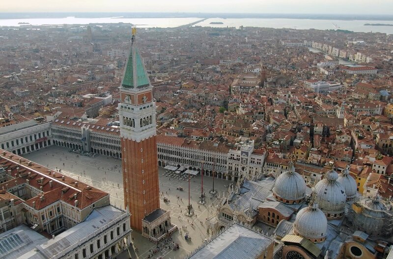 Der Markusplatz – Bühne für Macht, Handel und Geschichte der Serenissima – Bild: ZDF /​ PDMedia/​Motion Array