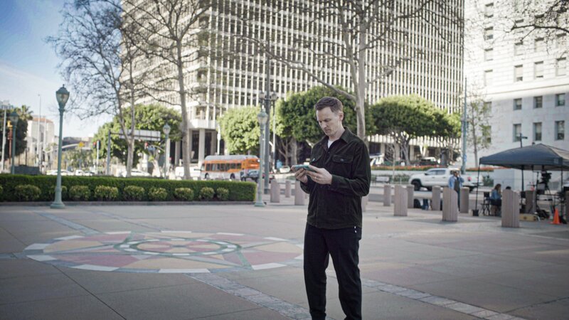 Jochen Breyers Recherchereise führt ihn auch in die USA, dorthin wo viele der großen Tech-Konzerne ihren Sitz haben. – Bild: ZDF und Sebastian Klatt Jochen Breyers Recherchereise führt ihn auch in die USA, dorthin wo viele der großen Tech-Konzerne ihren Sitz haben. – Bild: ZDF und Sebastian Klatt