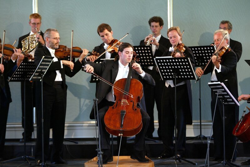 Solist Daniel Müller-Schott (Violoncello). – Bild: Sessner / Bayerischer Rundfunk Solist Daniel Müller-Schott (Violoncello). – Bild: Sessner / Bayerischer Rundfunk