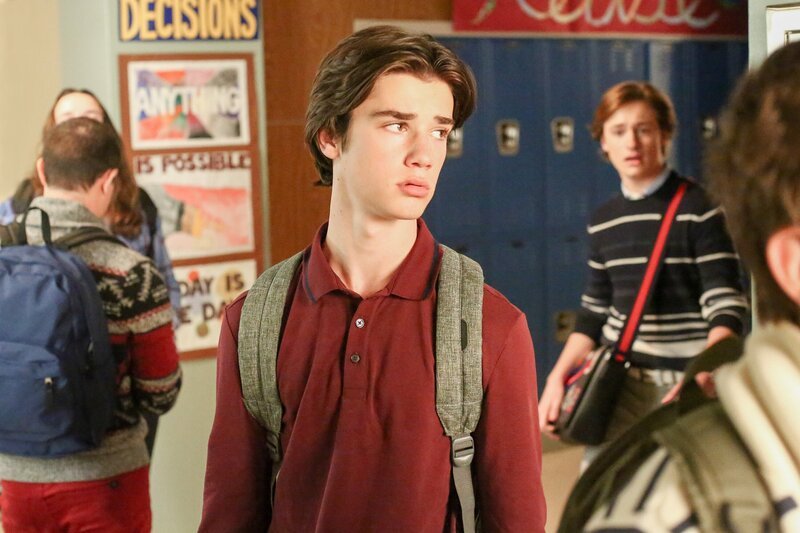 (v.li.): Daniel DiMaggio (Oliver Otto), Logan Pepper (Cooper Bradford). – Bild: ORF/​Disney/​ABC/​Michael Ansell