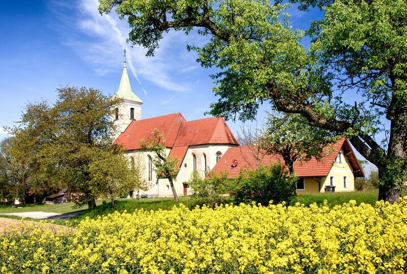Die Katholische Filialkirche in Weigersdorf in Oberösterreich – Bild: ORF/​Pfarre Ried im Traunkreis