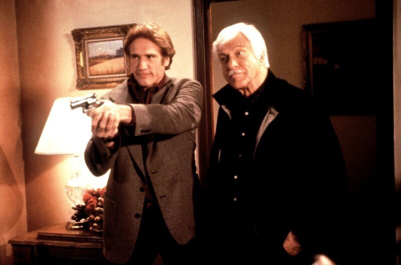 Steve (Barry Van Dyke, l.) und Mark (Dick Van Dyke, r.) haben den Mörder gestellt … – Bild: ProSieben Media AG