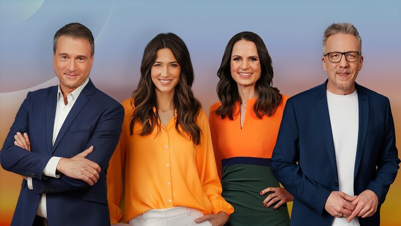 V.l.: Jörg Boecker, Sabrina Ilski, Sybille Scharr und Jan Malte Andresen – Bild: RTL /​ Lena-Luise Grellert /​ Maya Claussen