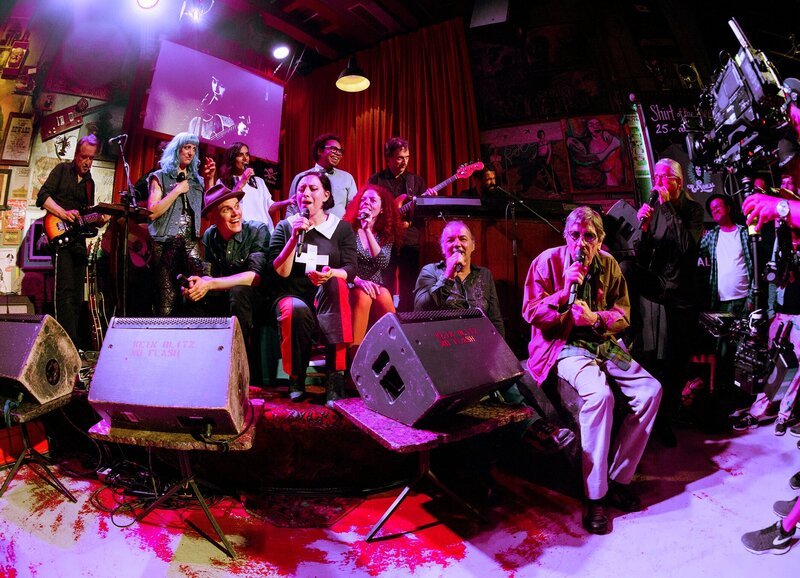 Gruppenbild der Musiker – Bild: SRF/​Oscar Alessio