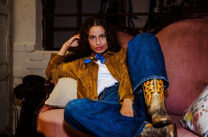 Kim Josephine Biebow in der Rolle der Ellie Wolf. – Bild: ARD/​Studio Hamburg Serienwerft