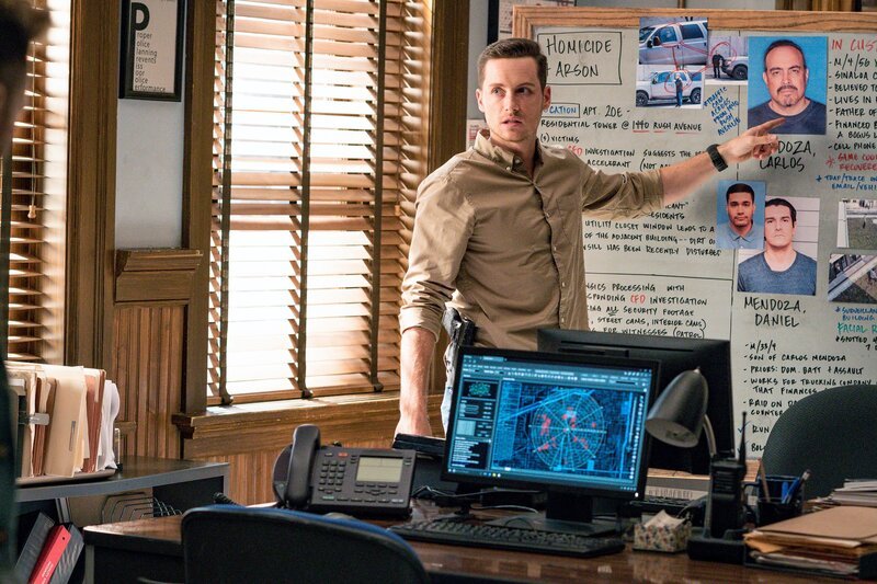 CHICAGO P.D. -- „Endings“ Episode 603 -- Pictured: Jesse Lee Soffer as Jay Halstead – Bild: Matt Dinerstein/​NBC